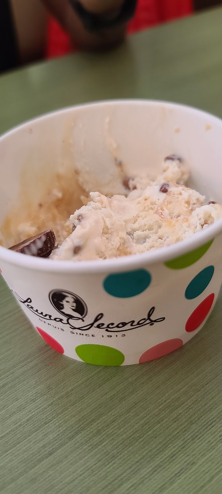 Laura Secord | Conestoga Mall, 550 King St N, Waterloo, ON N2L 5W6, Canada | Phone: (519) 885-3730