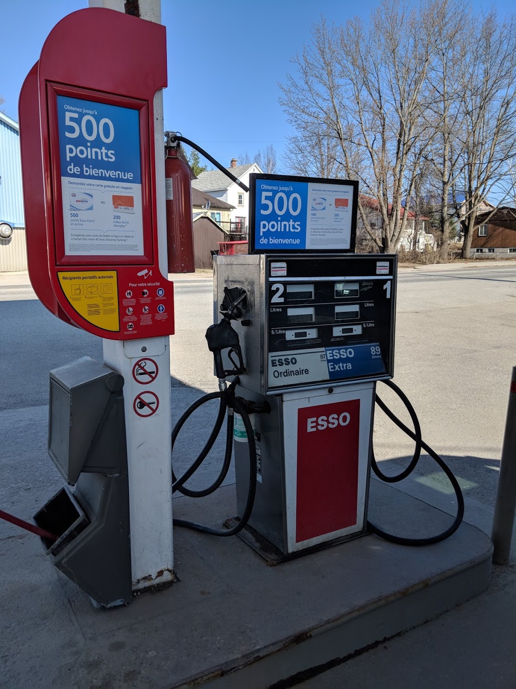 Esso | 311 Rue Principale S, Maniwaki, QC J9E 2A7, Canada | Phone: (819) 449-6074