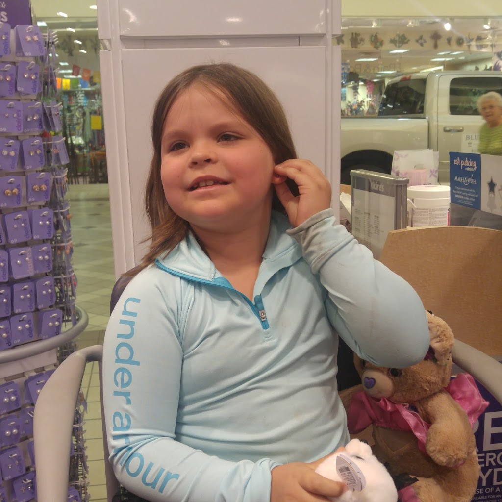 Claires | 4350 24th Ave, Fort Gratiot Twp, MI 48059, USA | Phone: (810) 385-7090