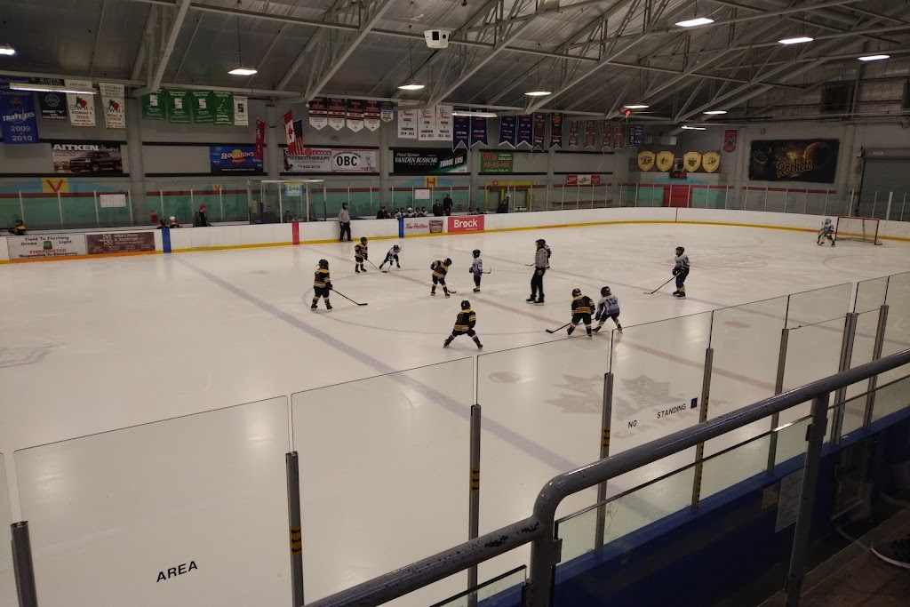 Delhi Community Arena | 144 Western Ave, Delhi, ON N4B 1S1, Canada | Phone: (519) 582-2500