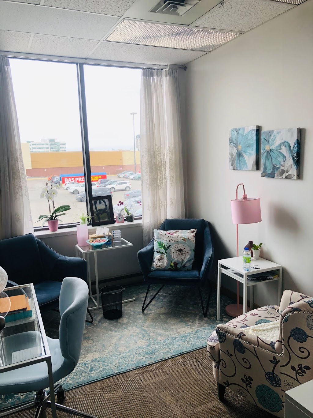 Stephanie Curti | 203 Boul Hymus Suite 210, Pointe-Claire, QC H9R 1E9, Canada | Phone: (514) 217-1192
