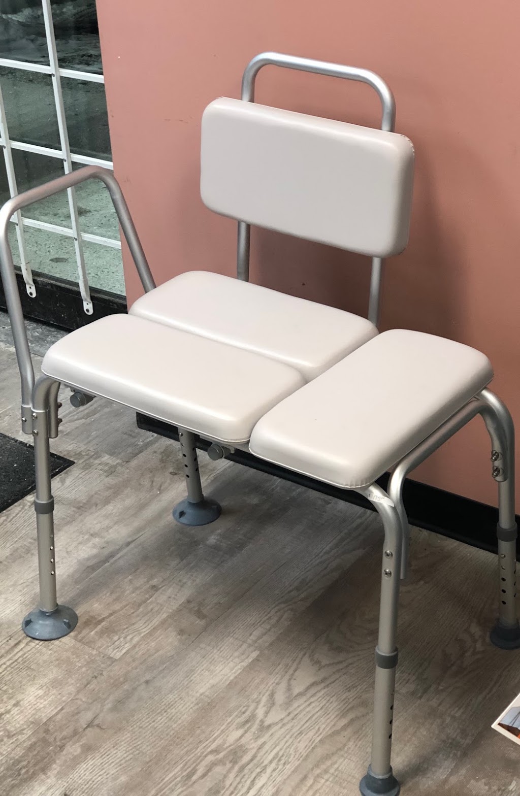 Home Medical Supplies | 910 Queenston Rd, Stoney Creek, ON L8G 1B5, Canada | Phone: (905) 662-0096