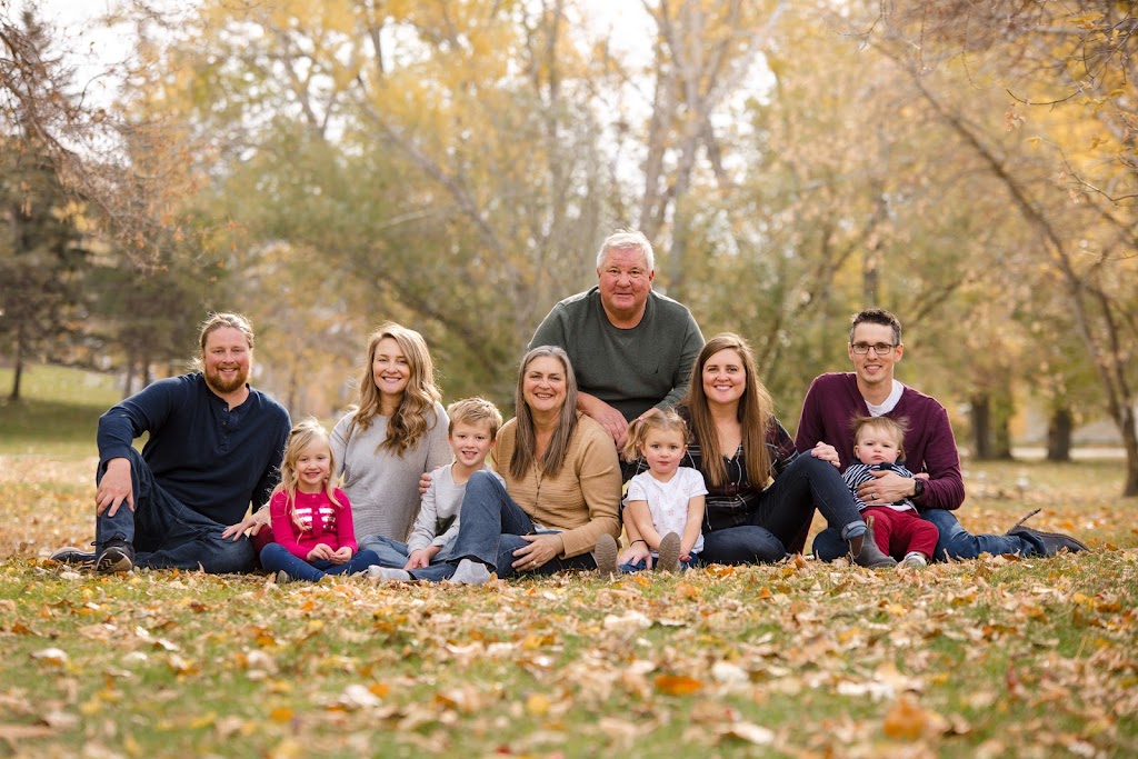 Chantelle Dione Photography | 52 King St, Stony Mountain, MB R0C 3A0, Canada | Phone: (204) 461-0532