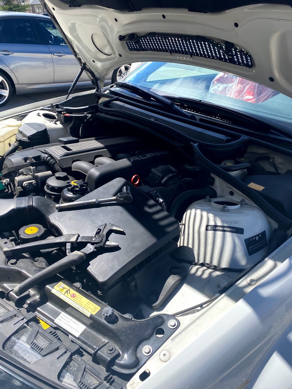 Quick Lube- Mobile Oil Change Service | 939 Carrington Blvd NW, Calgary, AB T3P 1L7, Canada | Phone: (403) 800-1316