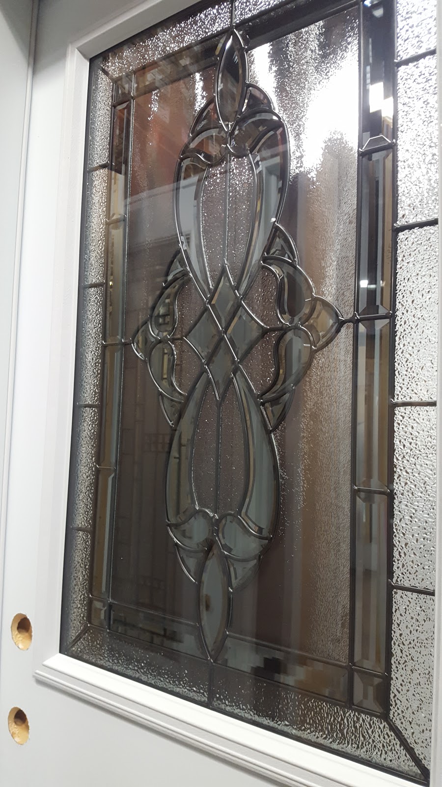 Universal Glass Tech Inc | 133 Applewood Crescent, Concord, ON L4K 4E4, Canada | Phone: (905) 738-8466