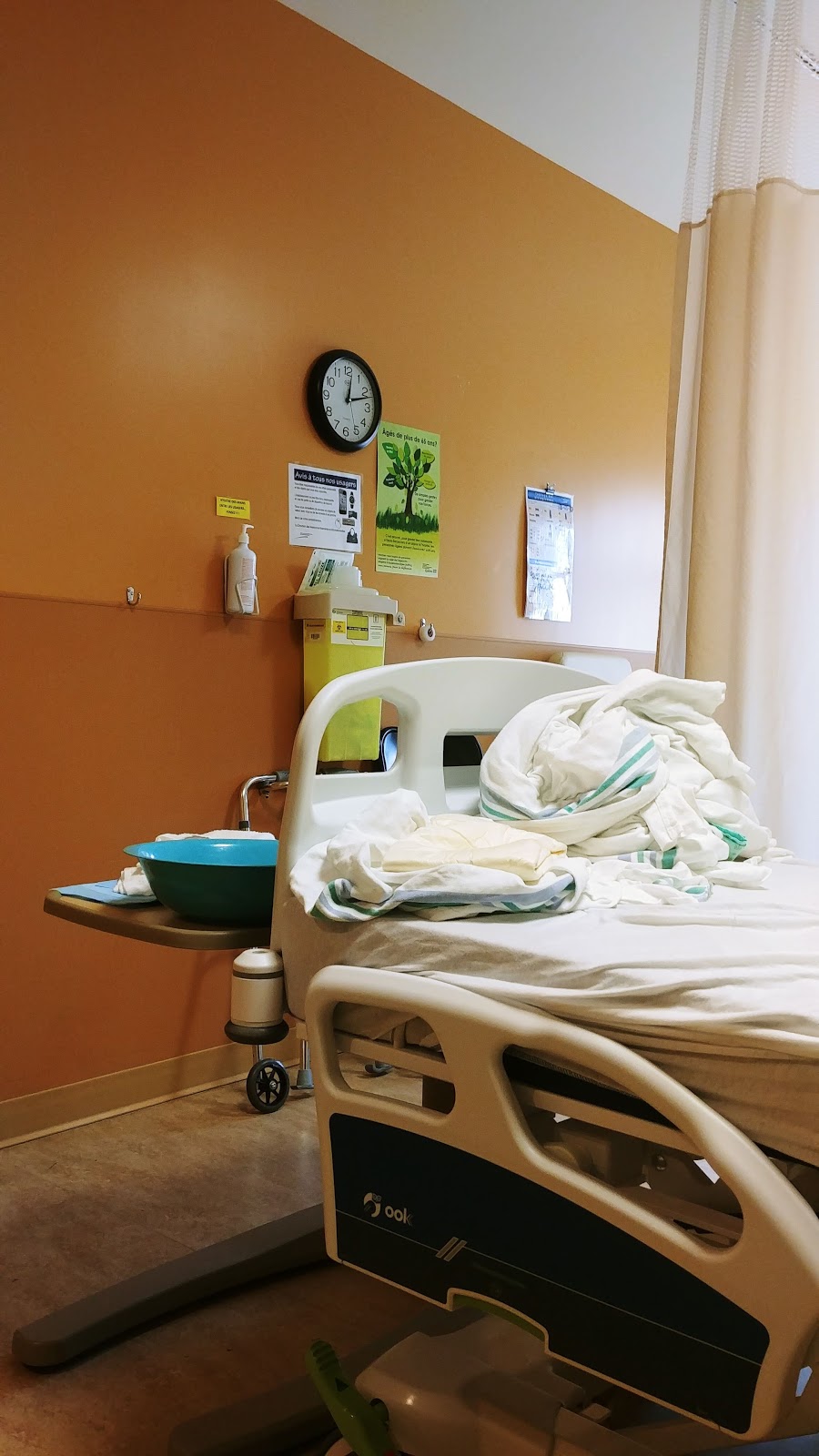 Hospital of Saint-Eustache | 520 Boulevard Arthur-Sauvé, Saint-Eustache, QC J7R 5B1, Canada | Phone: (450) 473-6811