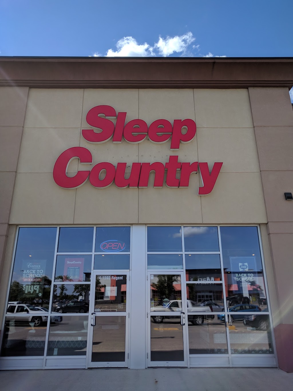 Sleep Country Canada | 1592 Regent Ave W, Winnipeg, MB R2C 3B4, Canada | Phone: (204) 663-9338