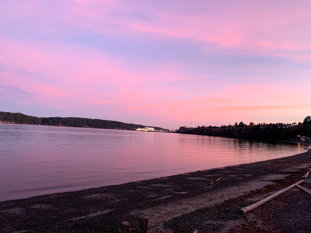 Kinsman Park | 2730 Departure Bay Rd, Nanaimo, BC V9S 3W9, Canada | Phone: (250) 754-4251