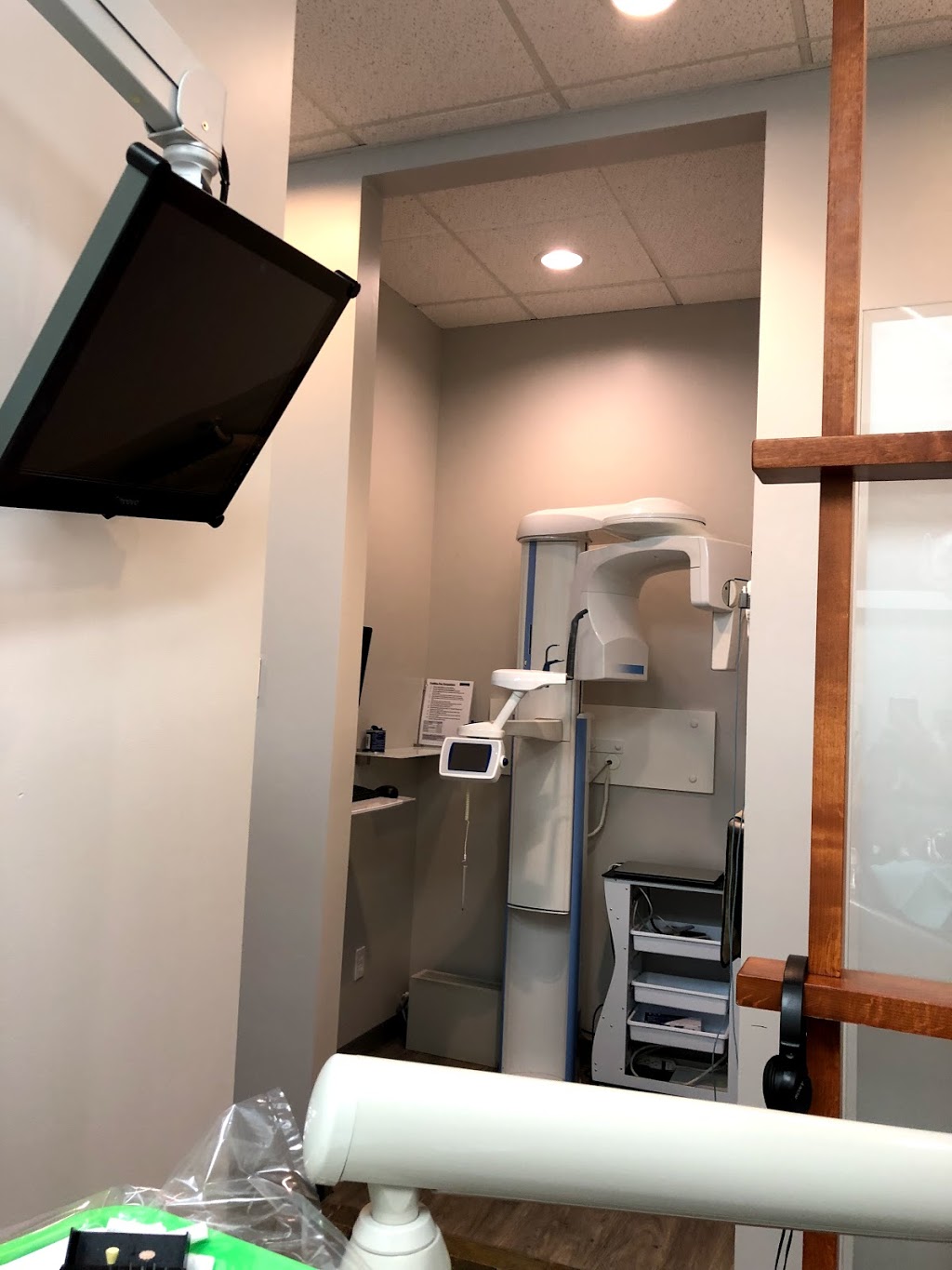 Manning Crossing Dental | 268 Manning Crossing, Edmonton, AB T5A 5A1, Canada | Phone: (780) 473-7317