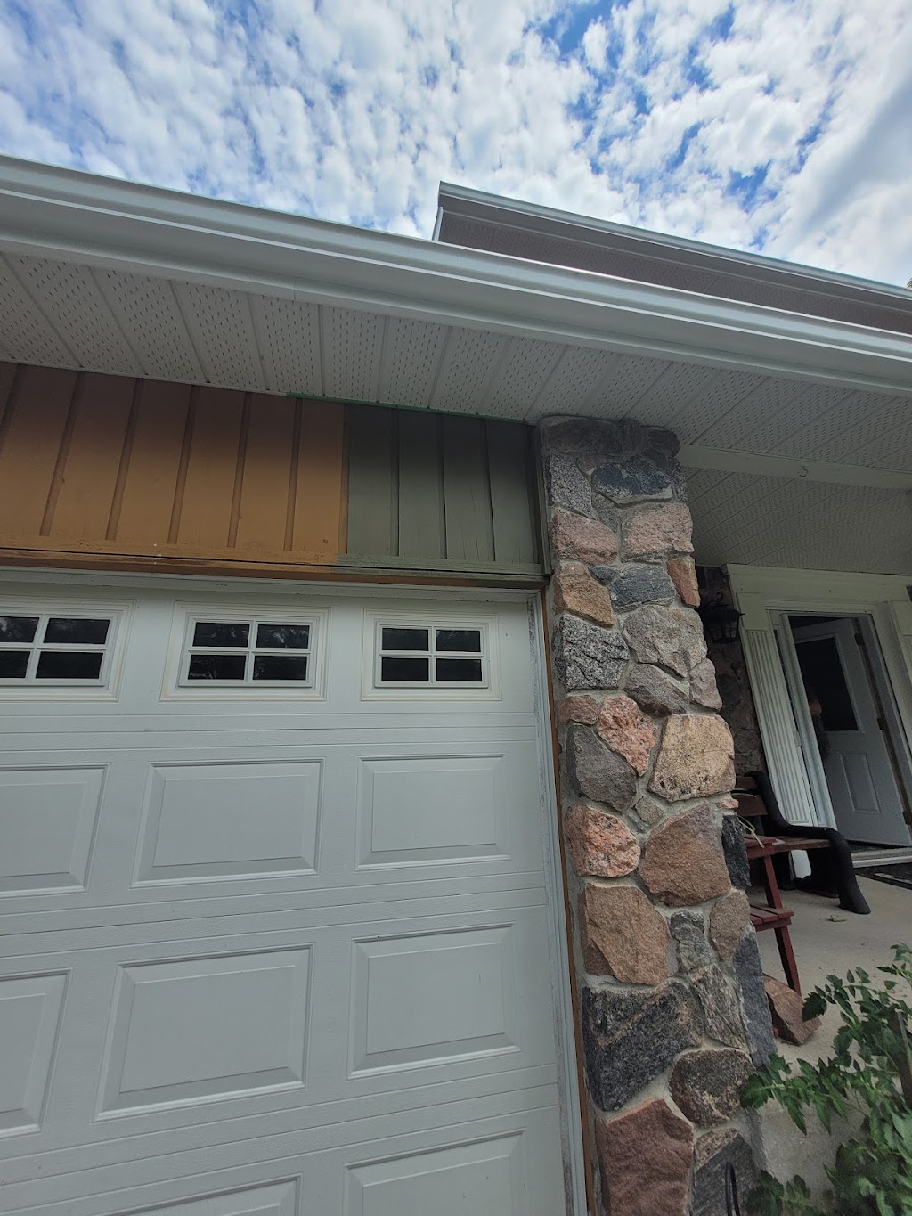 Honeyman Home And Garden | 1618 Chemong Rd, Peterborough, ON K9J 6X2, Canada | Phone: (705) 761-9909