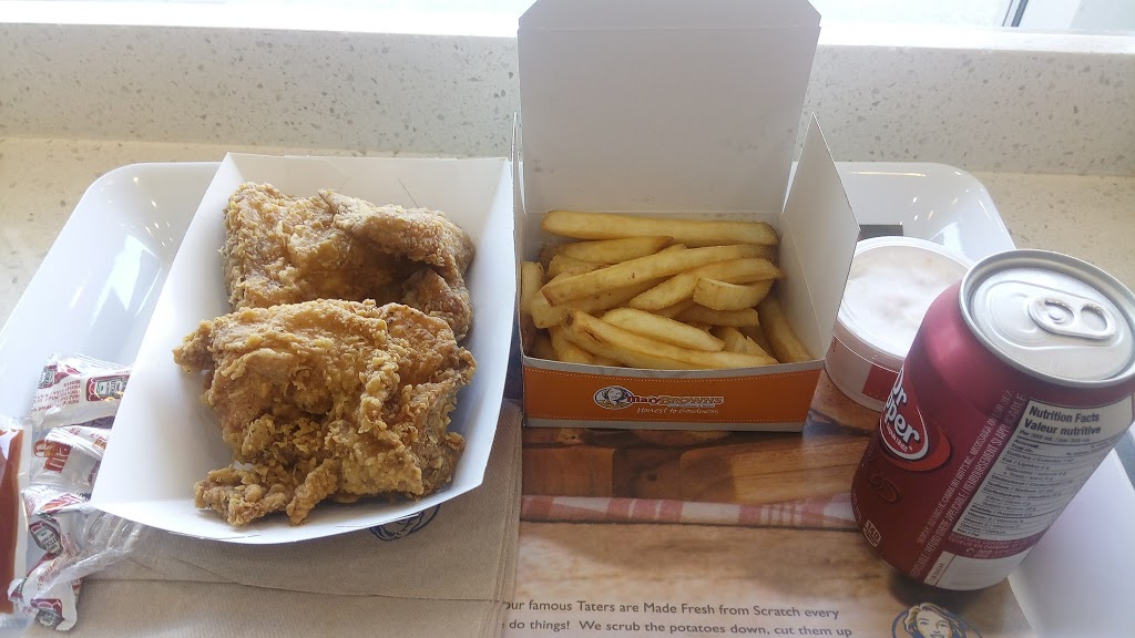 Mary Browns Chicken & Taters! | Centre, 2400 Dundas St W #1, Mississauga, ON L5K 2R8, Canada | Phone: (905) 823-3259