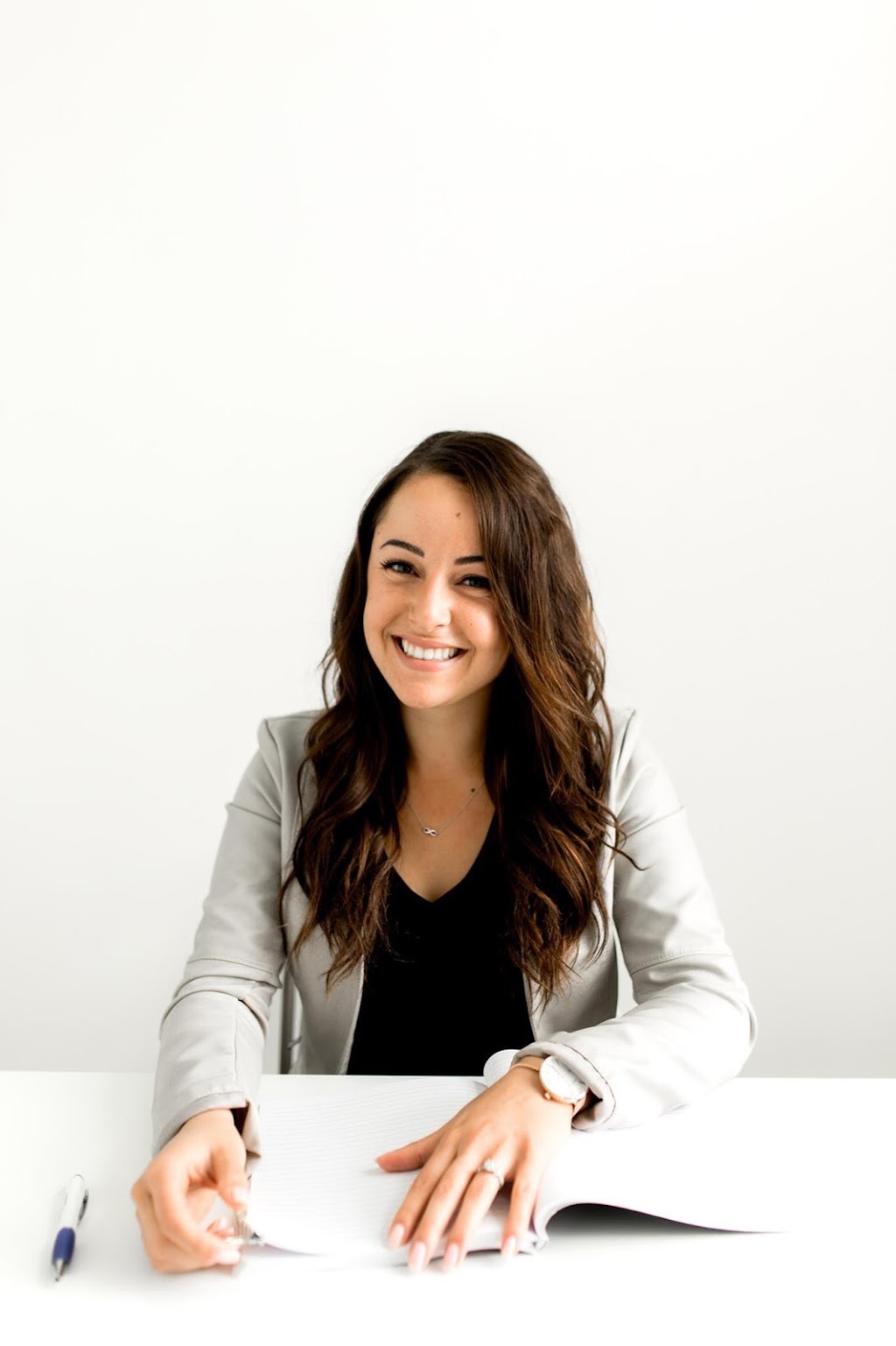 Erika Michelle Gordon Real Estate Agent | 7147 Lake St, Bewdley, ON K0L 1E0, Canada | Phone: (905) 809-2216