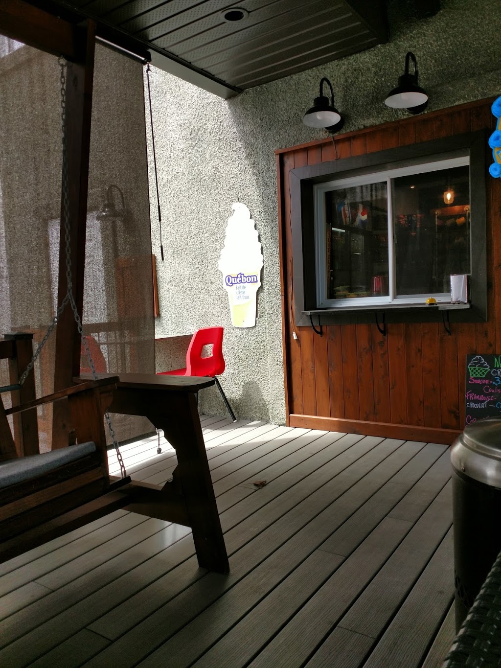Cantine LExpress | 124 Rue Principale, Lambton, QC G0M 1H0, Canada | Phone: (418) 486-2333
