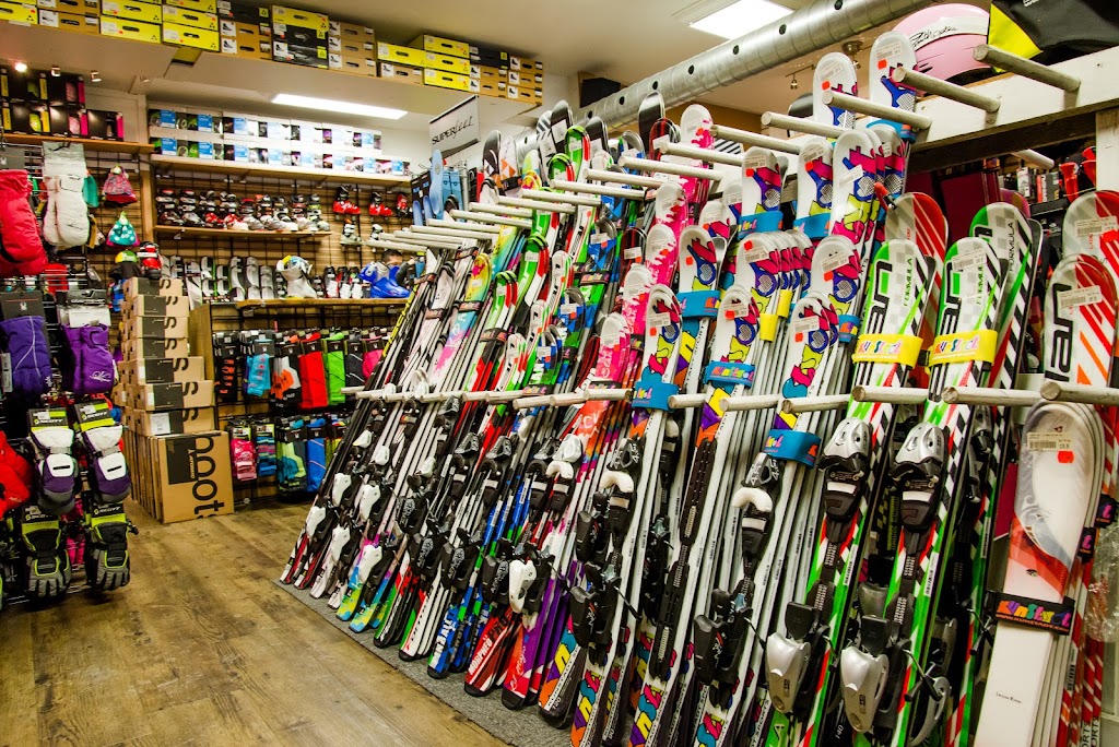 Kunstadt Sports | 1583 Bank St, Ottawa, ON K1H 7Z3, Canada | Phone: (613) 260-0696