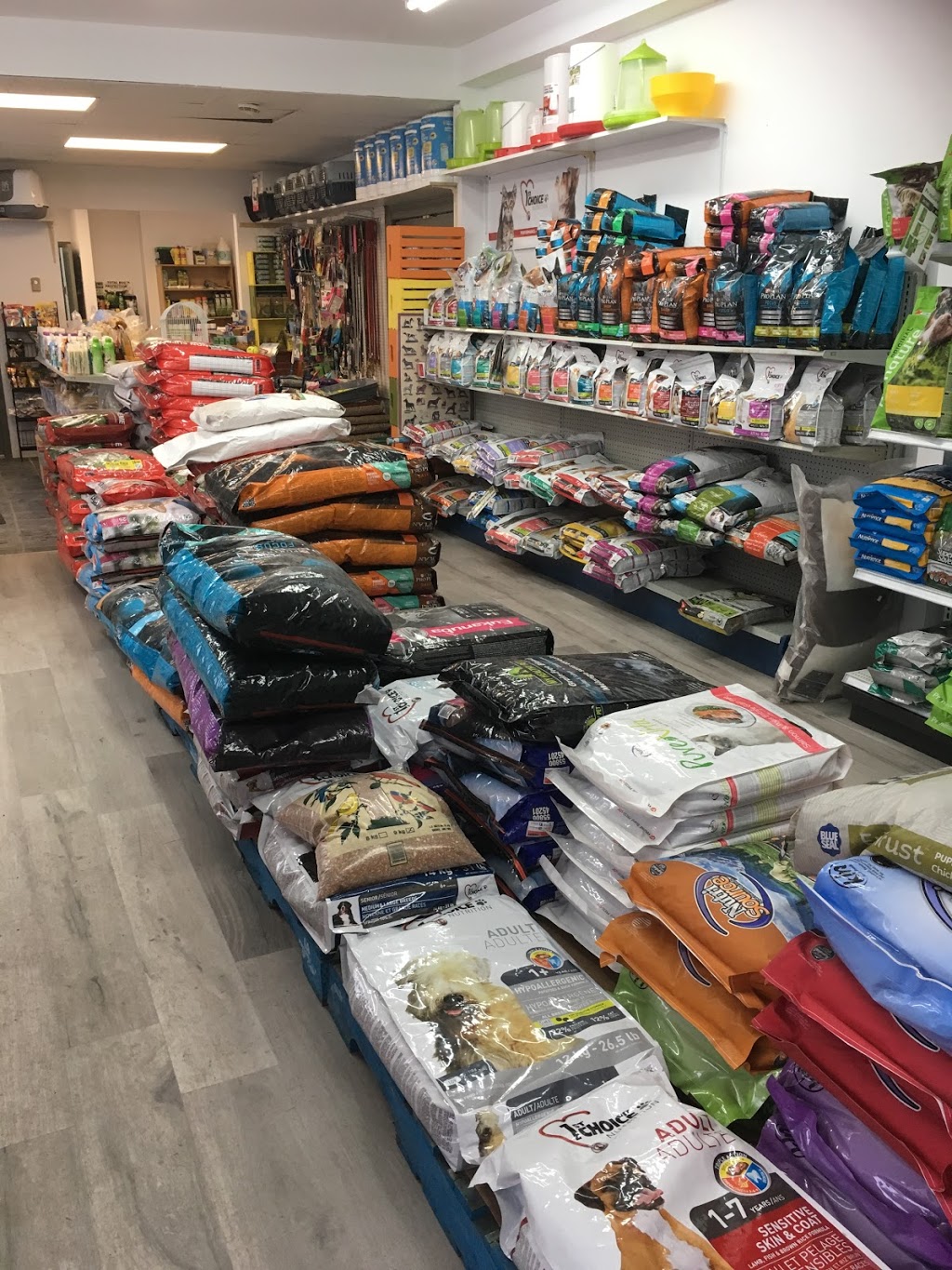 Nutrition Animale St-Pie | 252 Chemin de Saint-Dominique, Saint-Pie, QC J0H 1W0, Canada | Phone: (450) 772-2225