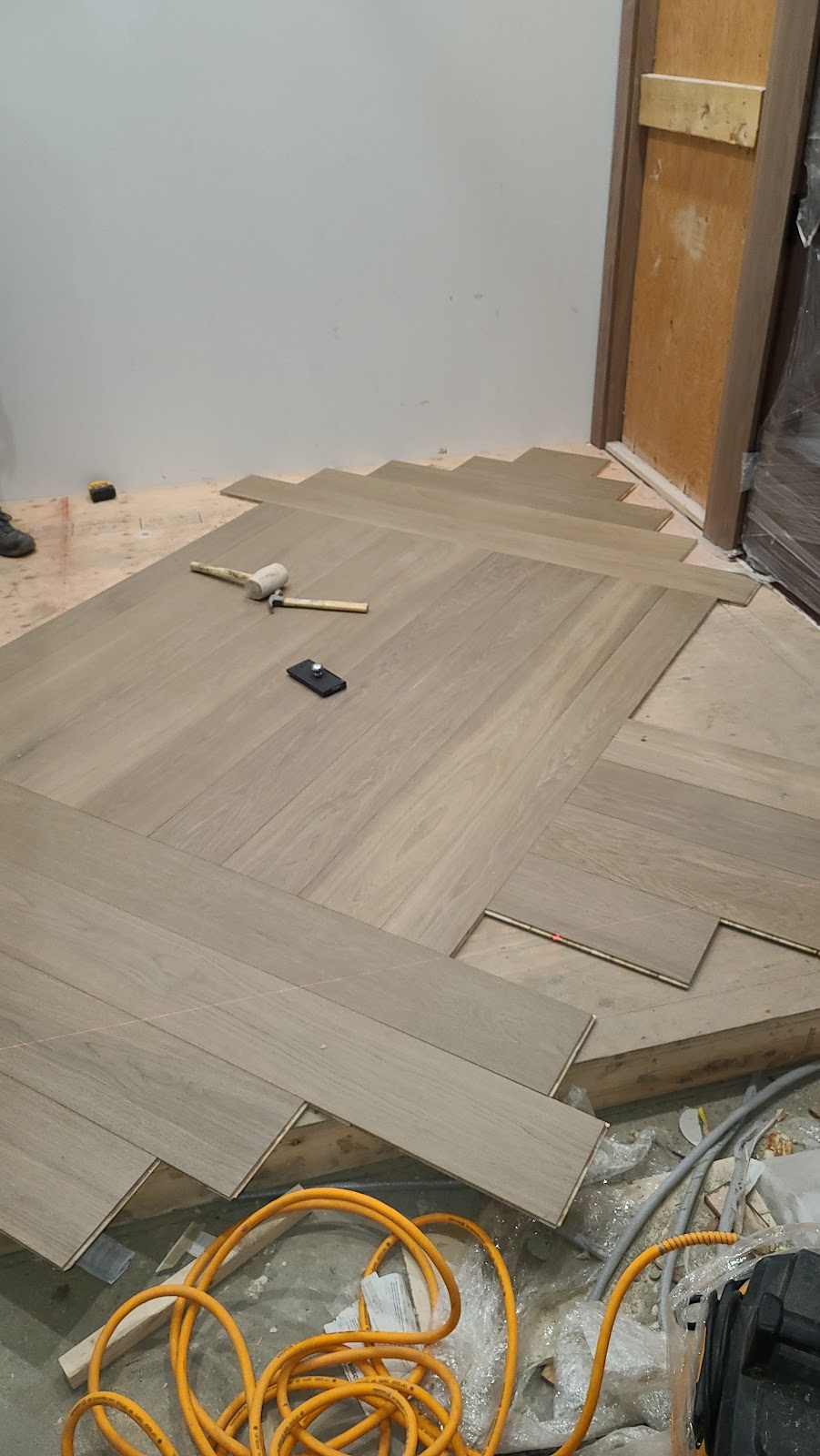 Beeba floors | 2157 Broadway St, Abbotsford, BC V2T 3G4, Canada | Phone: (604) 902-7070