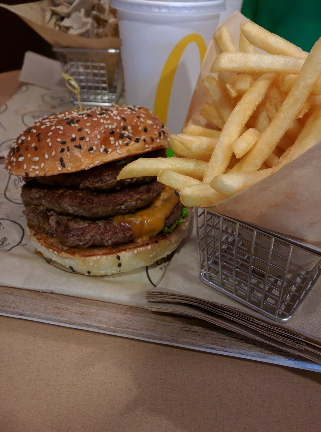 McDonalds | 160 Sandalwood Pkwy E, Brampton, ON L6Z 1Y5, Canada | Phone: (905) 840-0700