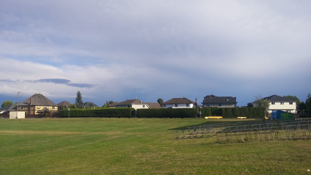 Holly Park | 4681 62 St, Delta, BC V4K 3L8, Canada | Phone: (604) 952-3000