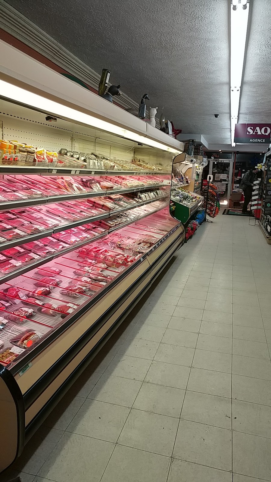 Alimentation Les Breault | 184 Rue Principale, Frampton, QC G0R 1M0, Canada | Phone: (418) 479-2825