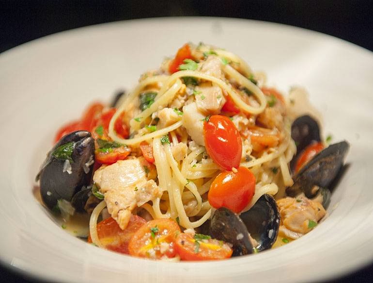 Trattoria Timone Ristorante | 2091 Winston Park Dr, Oakville, ON L6H 6P5, Canada | Phone: (905) 842-2906