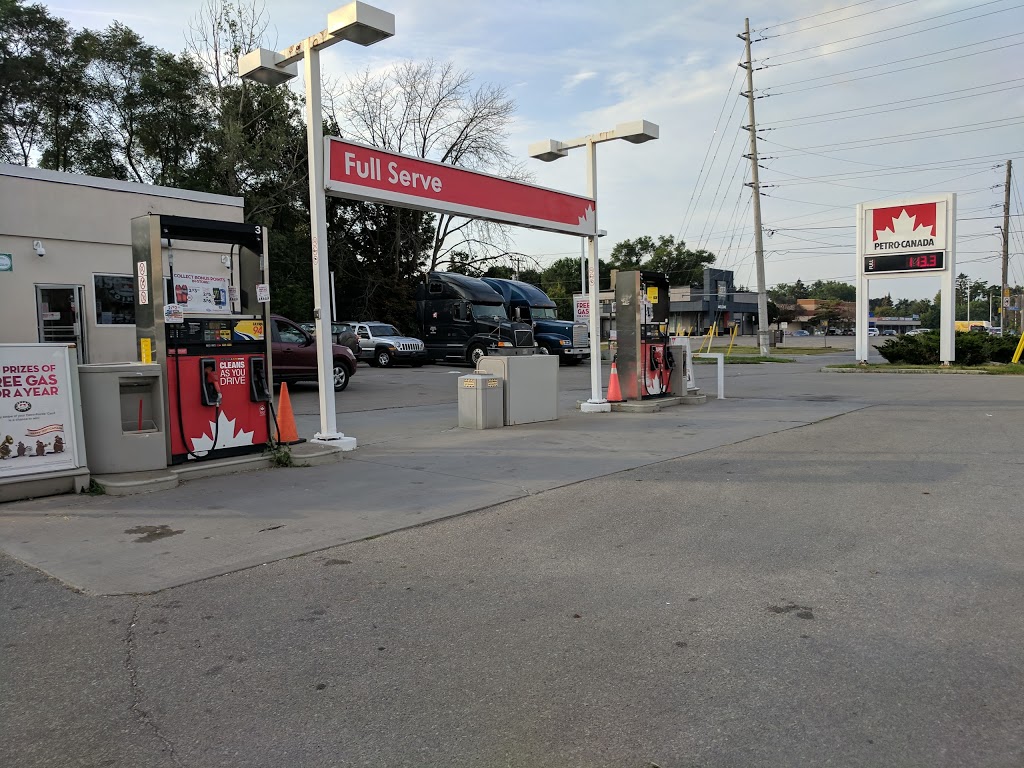 Petro-Canada | 456 Lakeshore Rd E, Mississauga, ON L5G 1J1, Canada | Phone: (905) 891-2822