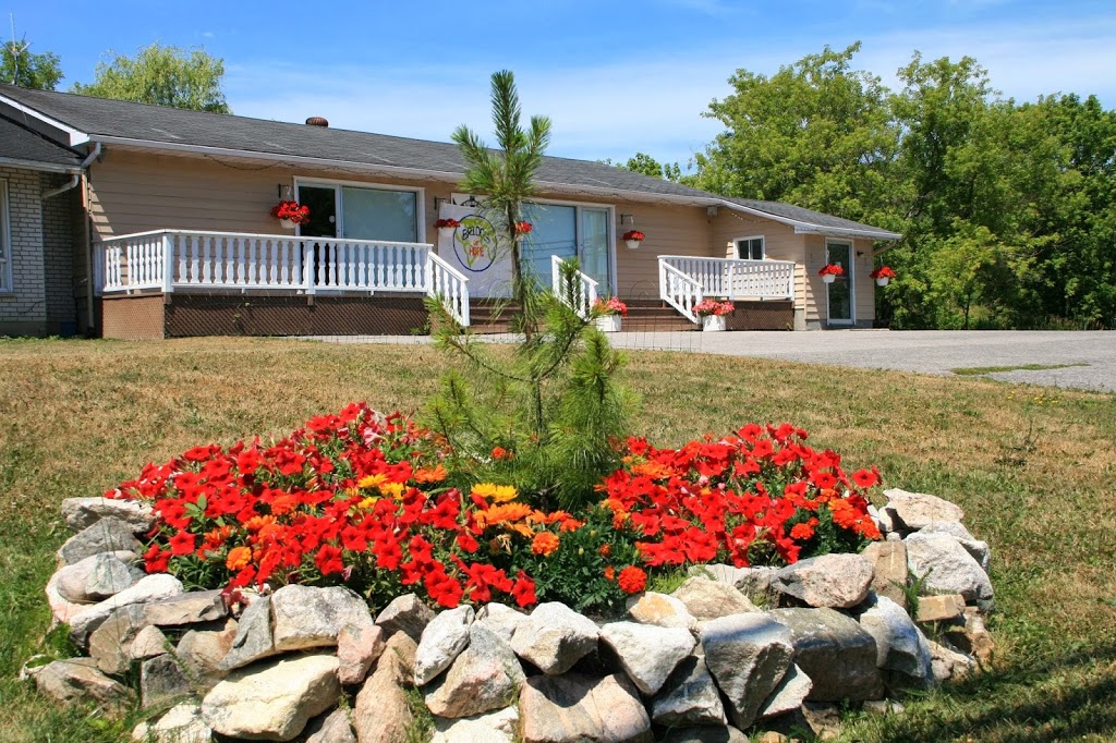 Eglise La Pêche | 889 Chemin Riverside Box 148, Wakefield, QC J0X 3G0, Canada | Phone: (819) 459-2888