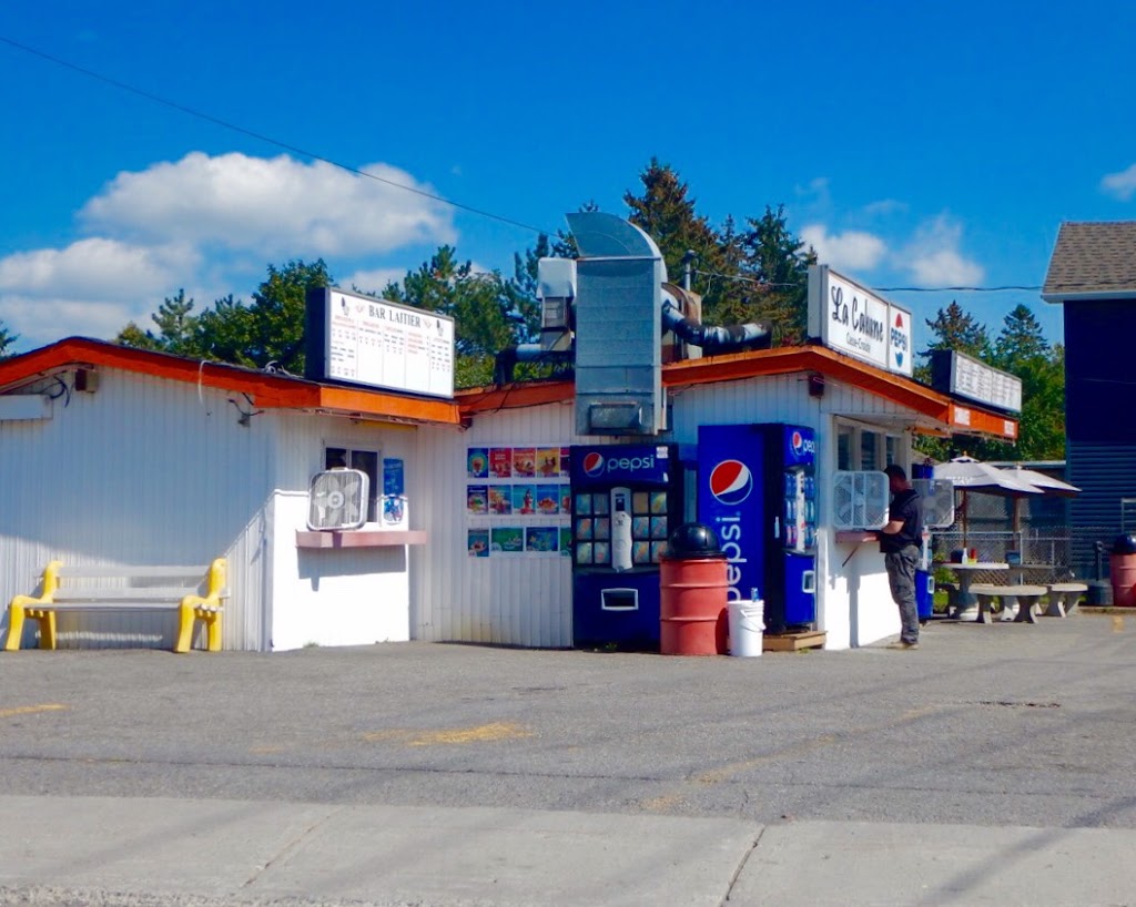 La Cabane | 27 Chemin de Montréal O, Gatineau, QC J8M 1A4, Canada | Phone: (819) 281-3414