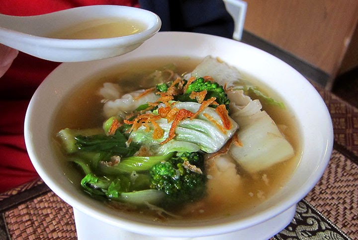 Mount Brydges Lotus Thai Restaurant | 22527 Adelaide Rd, Mount Brydges, ON N0L 1W0, Canada | Phone: (519) 852-9424