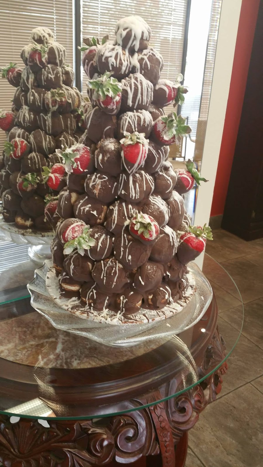 Sinful Desserts | 3504 Mainway, Burlington, ON L7M 1A8, Canada | Phone: (905) 336-6633