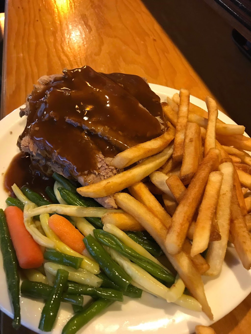 Westside pizzeria & bar | 207 St Paul St W, St. Catharines, ON L2S 2E1, Canada | Phone: (905) 682-4444