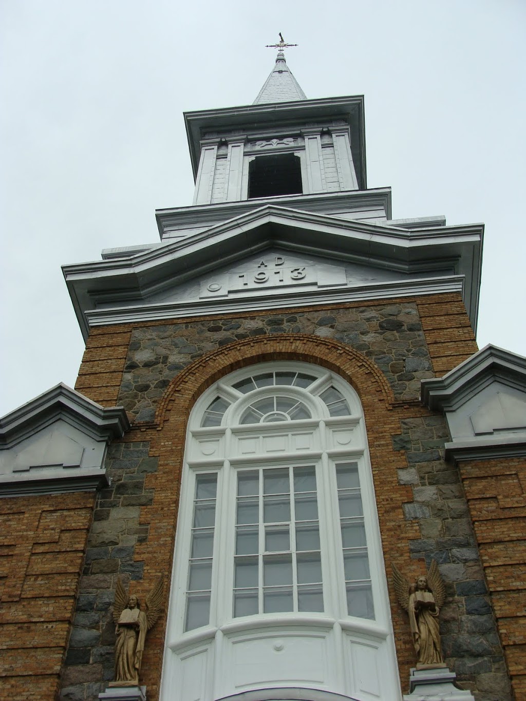 Église de Saint-Apollinaire | 98 Rue Principale, Saint-Apollinaire, QC G0S 2E0, Canada | Phone: (418) 881-3943