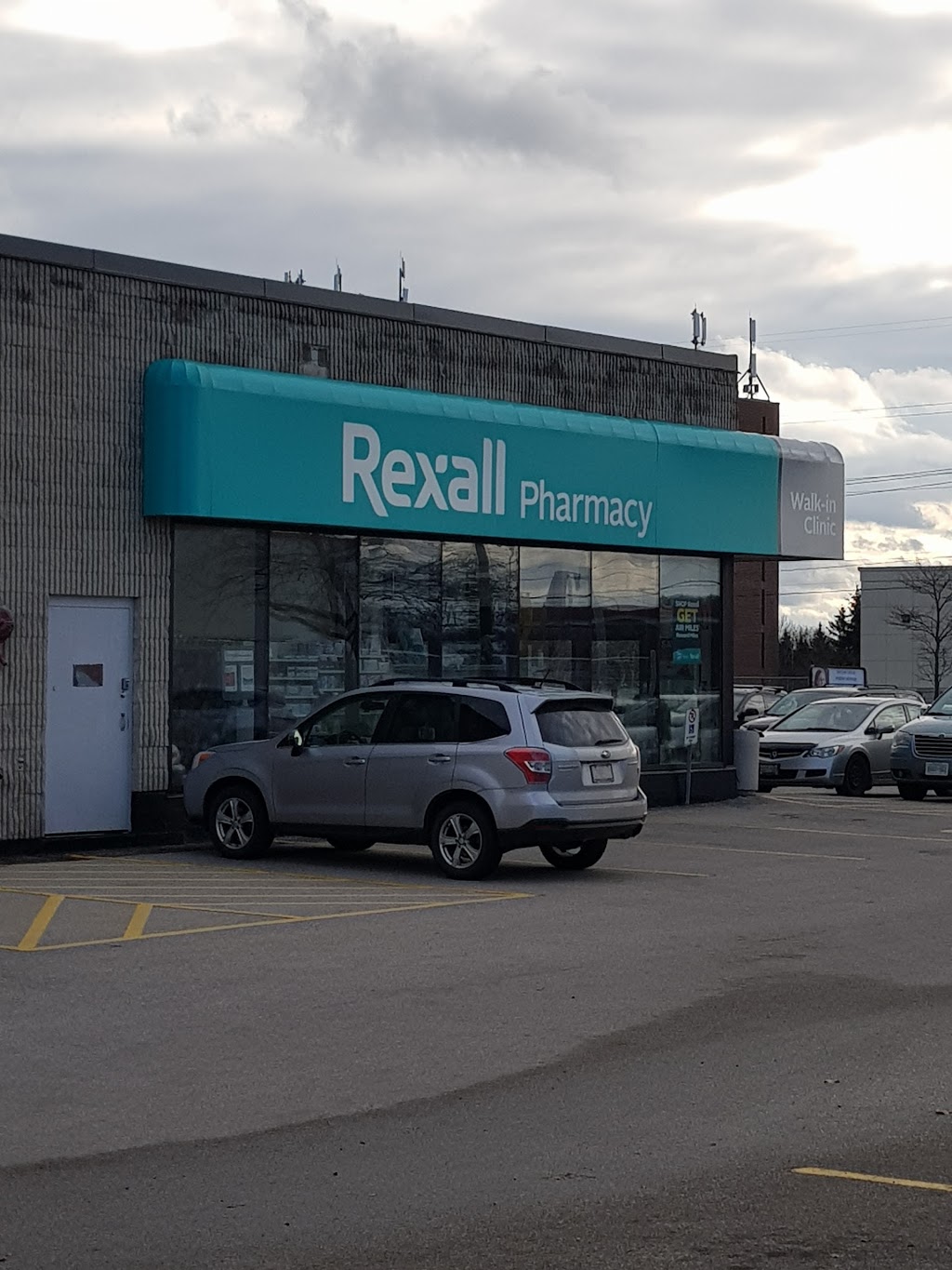 Silvercreek Walk-In Clinic | 105 Silvercreek Pkwy N #103, Guelph, ON N1H 6S4, Canada | Phone: (519) 822-9363