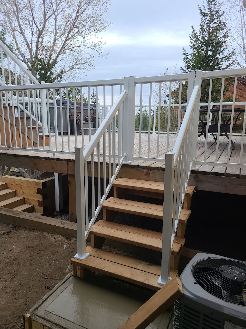Phils Home Repair Services | 1081 Sunnidale Rd, Barrie, ON L4M 4S4, Canada | Phone: (705) 937-1221