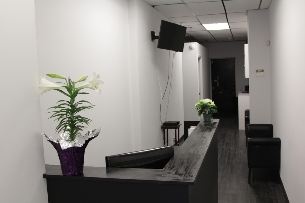 HQ Wax Bar | 2555 Eglinton Ave E Unit 2A, Scarborough, ON M1K 5J1, Canada | Phone: (416) 901-6657