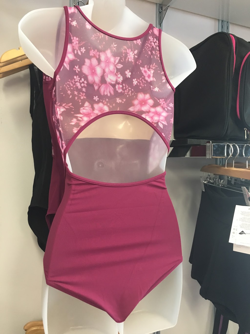 Freestyle Dance & Fitness | 25 Victoria Rd N #7, Guelph, ON N1E 5G6, Canada | Phone: (519) 836-8609
