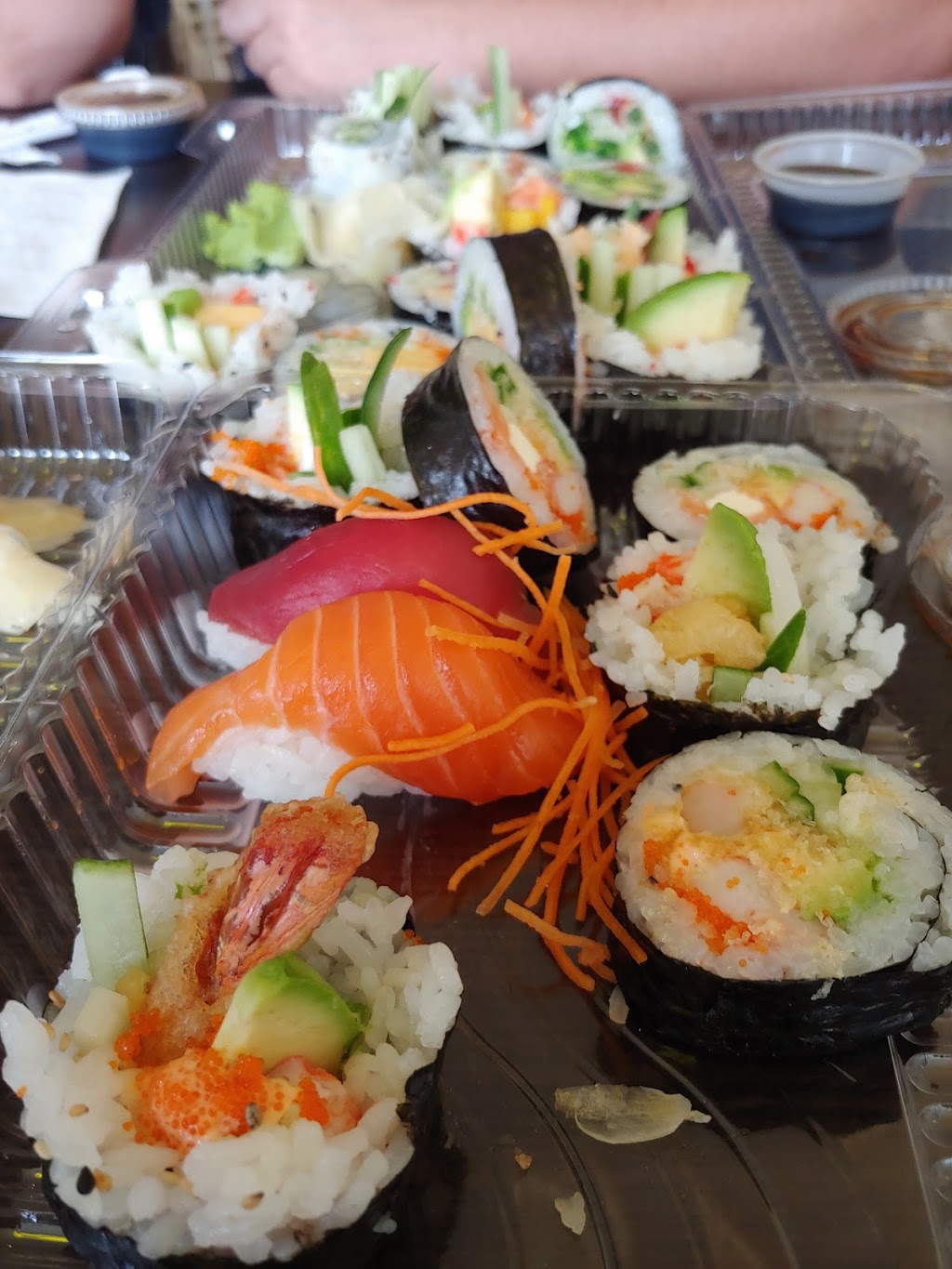 Kavan Sushi | 399 Boulevard Cartier O, Laval, QC H7N 2K8, Canada | Phone: (450) 934-3999