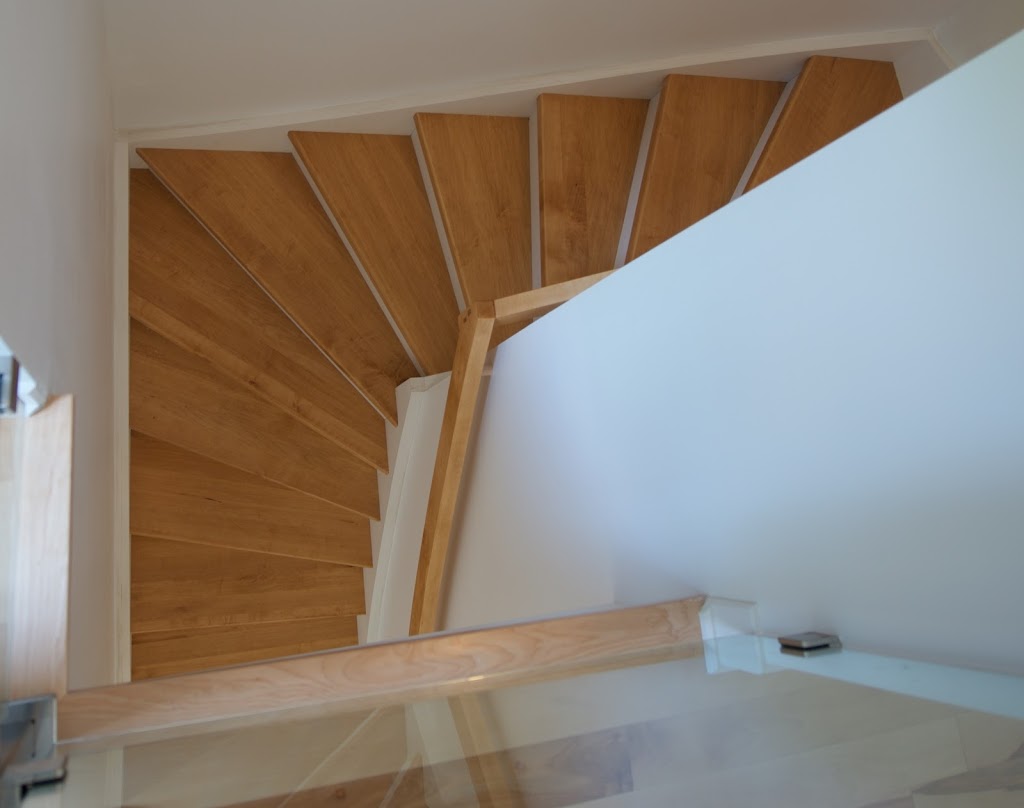 Master balanced staircase | 98 Route 237 South, Frelighsburg, QC J0J 1C0, Canada | Phone: (450) 298-5252