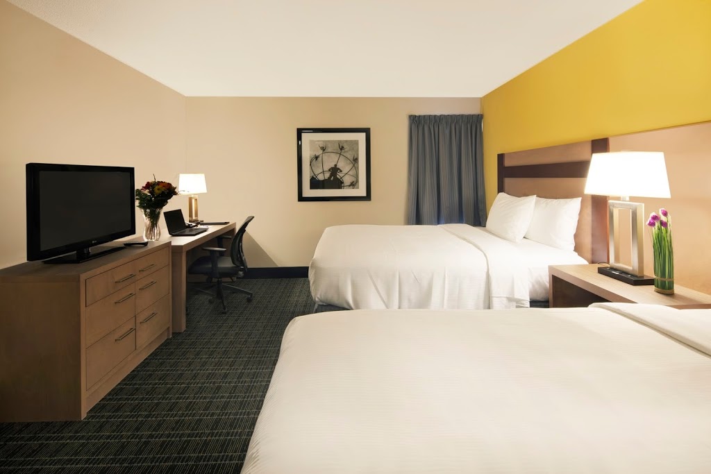 Canadas Best Value Inn Toronto | 650 Evans Ave, Etobicoke, ON M8W 2W6, Canada | Phone: (416) 255-5500