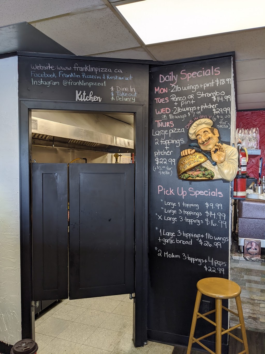 Franklin Pizzeria & Restaurant | 2399 Kingsway Dr #3, Kitchener, ON N2C 1A5, Canada | Phone: (519) 893-0955