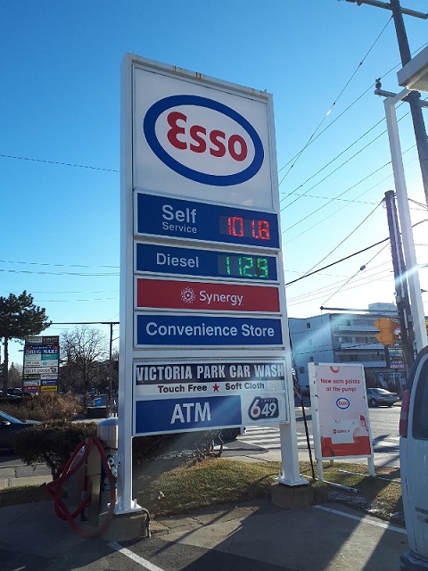 Victoria Park Car Wash | 1723 Victoria Park Ave, Scarborough, ON M1R 1S1, Canada
