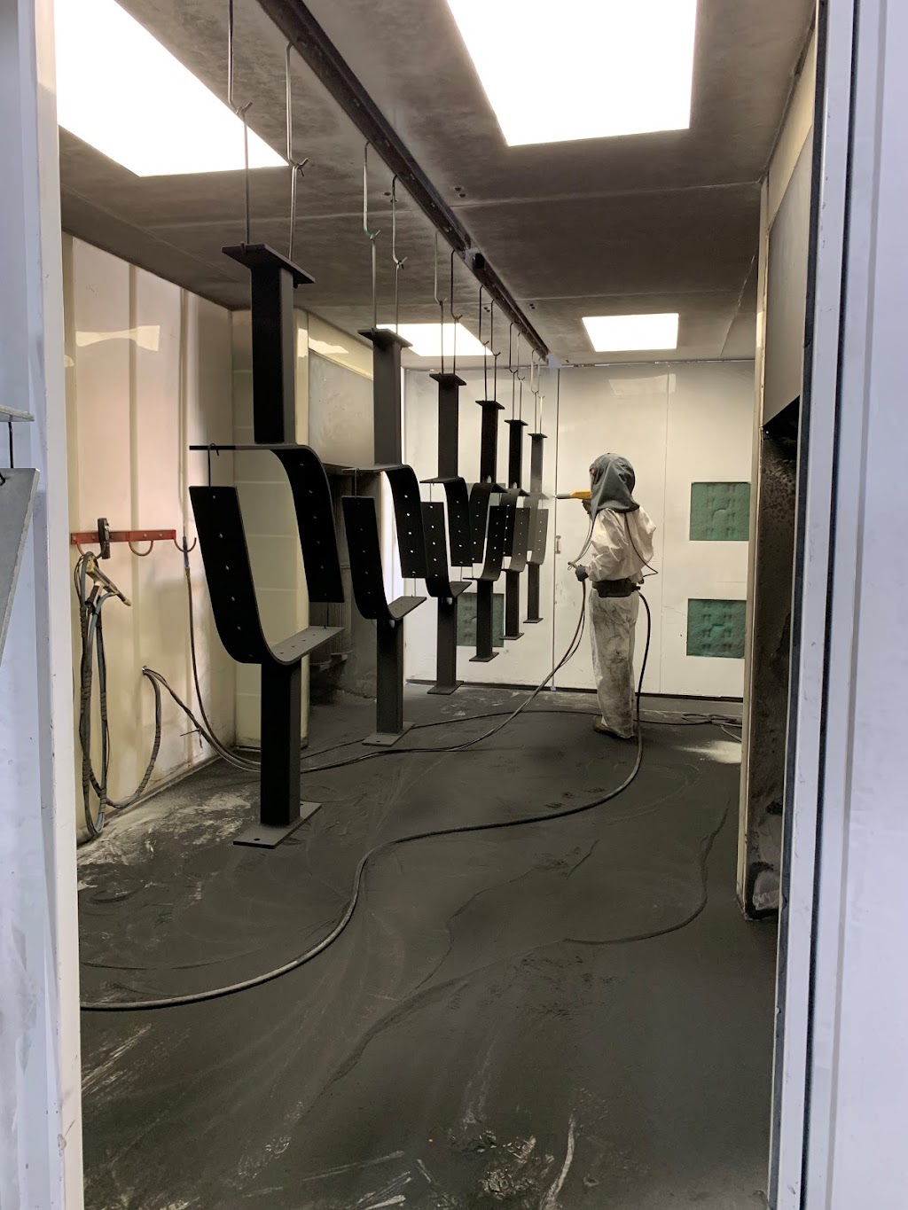 PMD peinture inc. | 1718 Bd Saint-Charles, Saint-Charles-de-Drummond, QC J2C 4Z5, Canada | Phone: (819) 857-5814