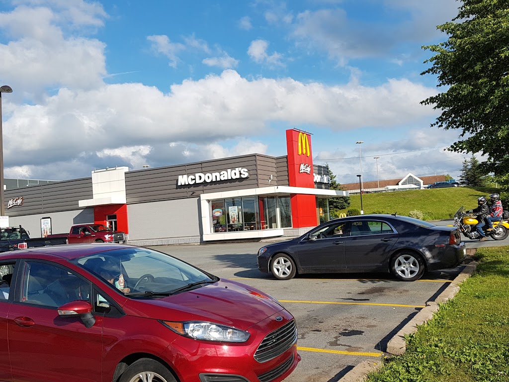 Tim Hortons | 7 Cole Dr, Windsor, NS B0N 2T0, Canada | Phone: (902) 798-0767