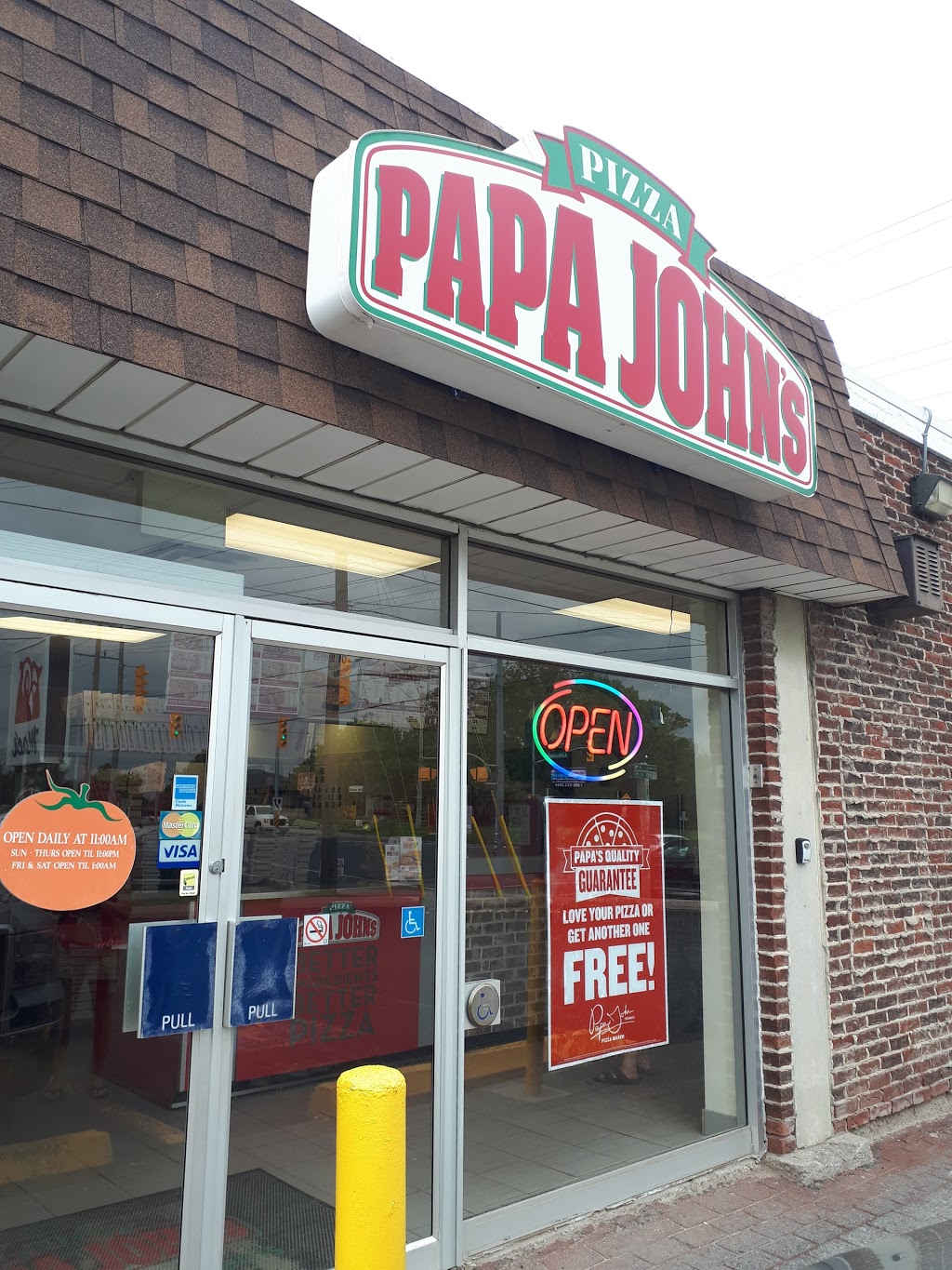 Papa Johns Pizza | 198 Lansdowne St E Unit 1, Peterborough, ON K9J 7N9, Canada | Phone: (705) 743-4545