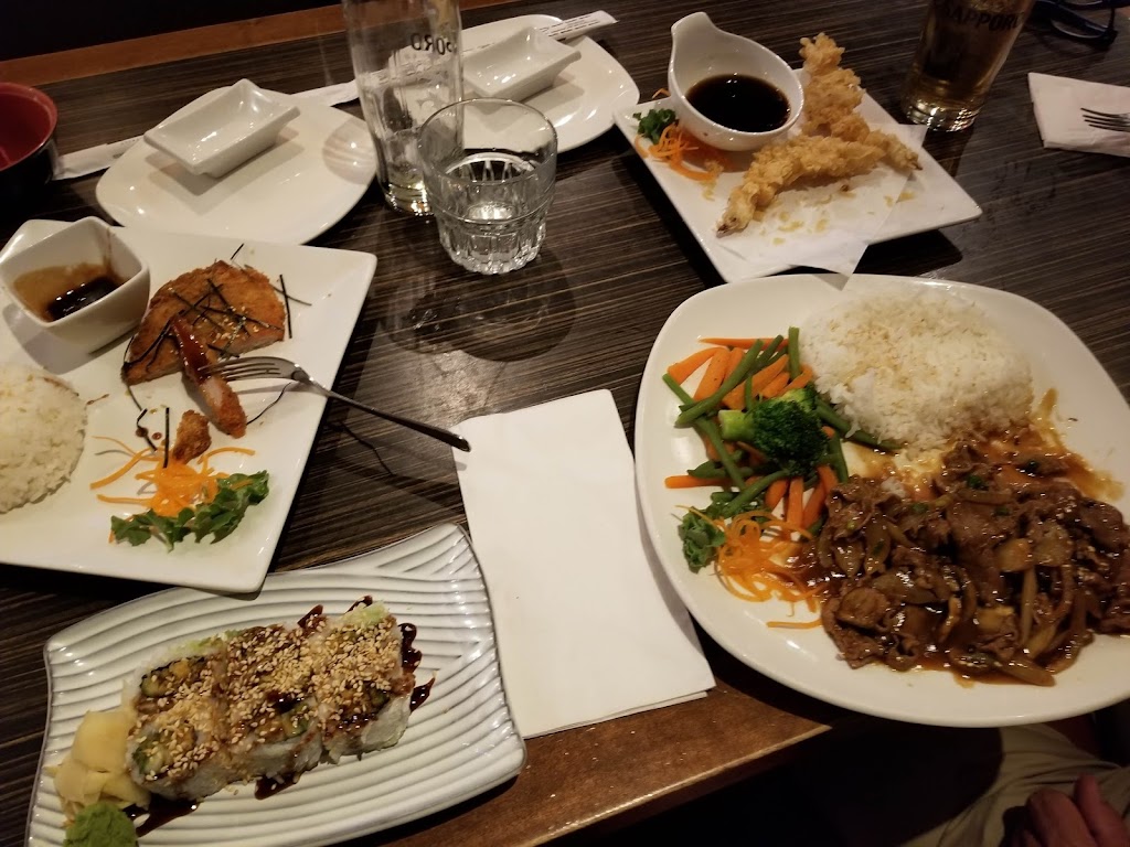 Sumo Lounge | 200 Barclay Parade SW #12M, Calgary, AB T2P 4R4, Canada | Phone: (403) 290-1433