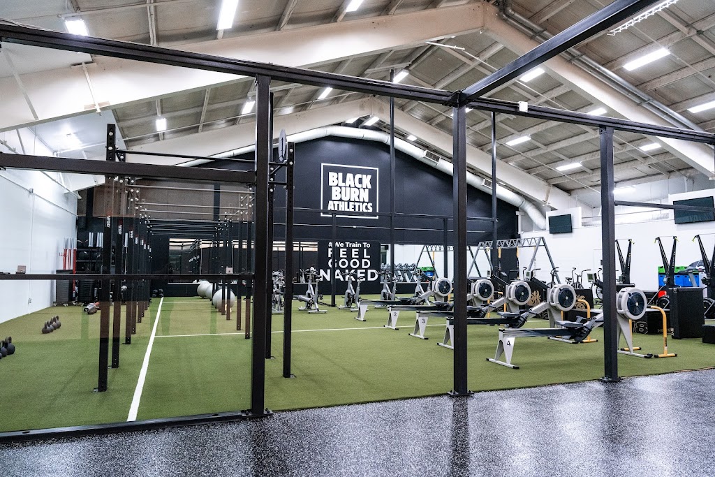 Blackburn Athletics Brossard | 7777 Bd Marie-Victorin, Brossard, QC J4W 1B3, Canada | Phone: (514) 943-7465