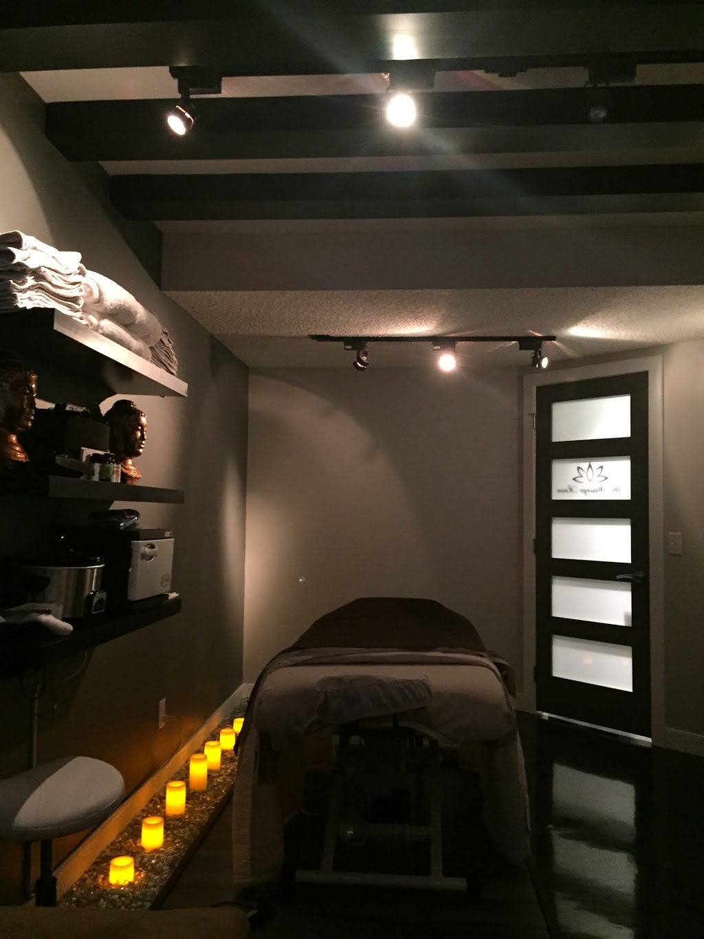 The Massage Room YYC | 124 Auburn Crest Ln SE, Calgary, AB T3M 1P8, Canada | Phone: (403) 724-7880