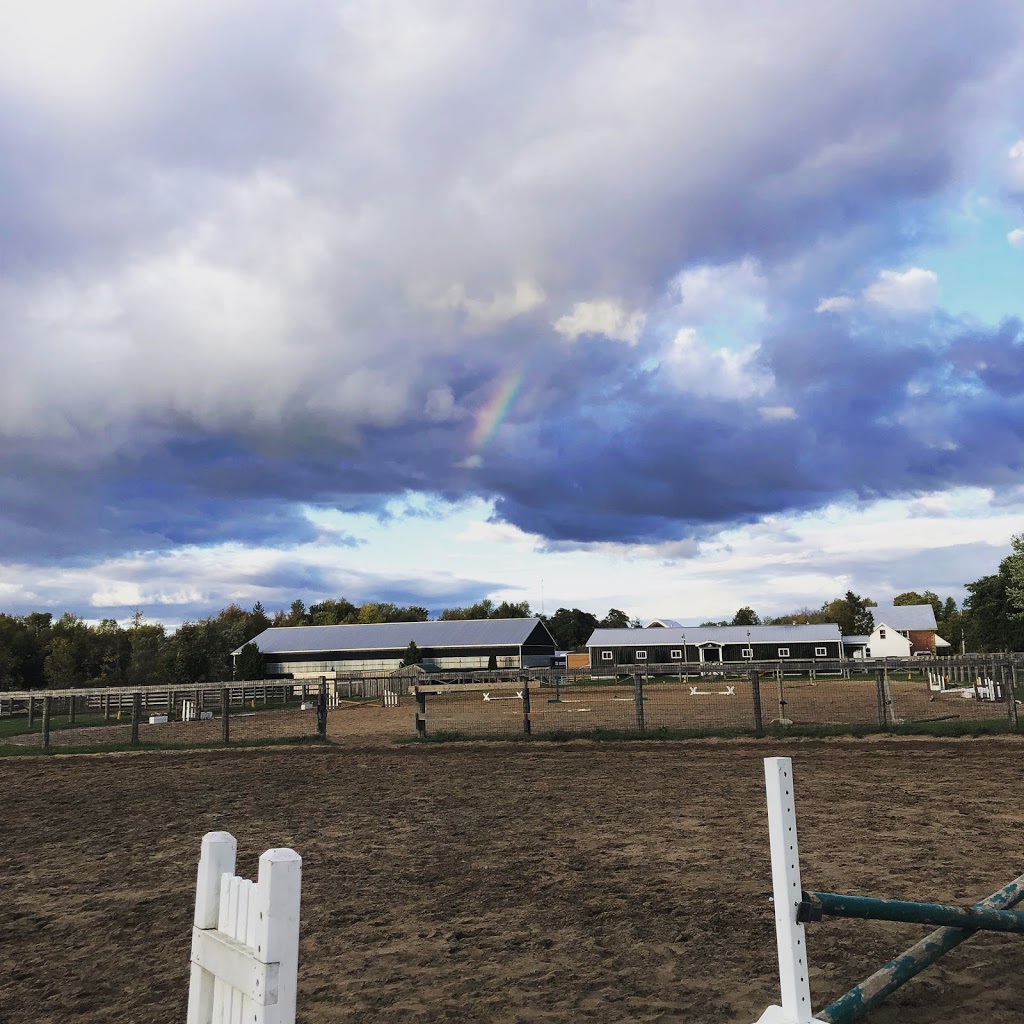 Lone Wolf Farm | 4631 Burritts Rapids Rd, Merrickville, ON K0G 1N0, Canada | Phone: (613) 269-2509