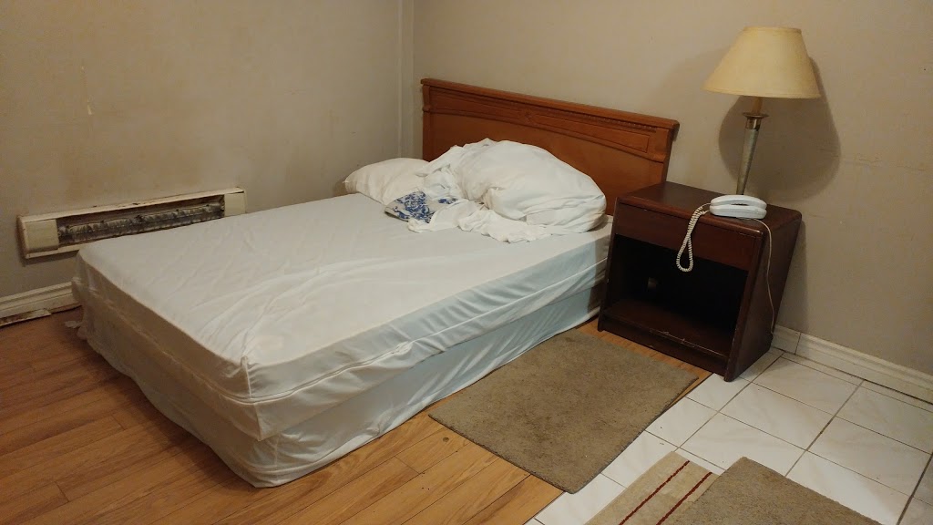 Hamilton Inn Motel | 1872 Main St W, Hamilton, ON L8S 1H7, Canada | Phone: (905) 528-8383