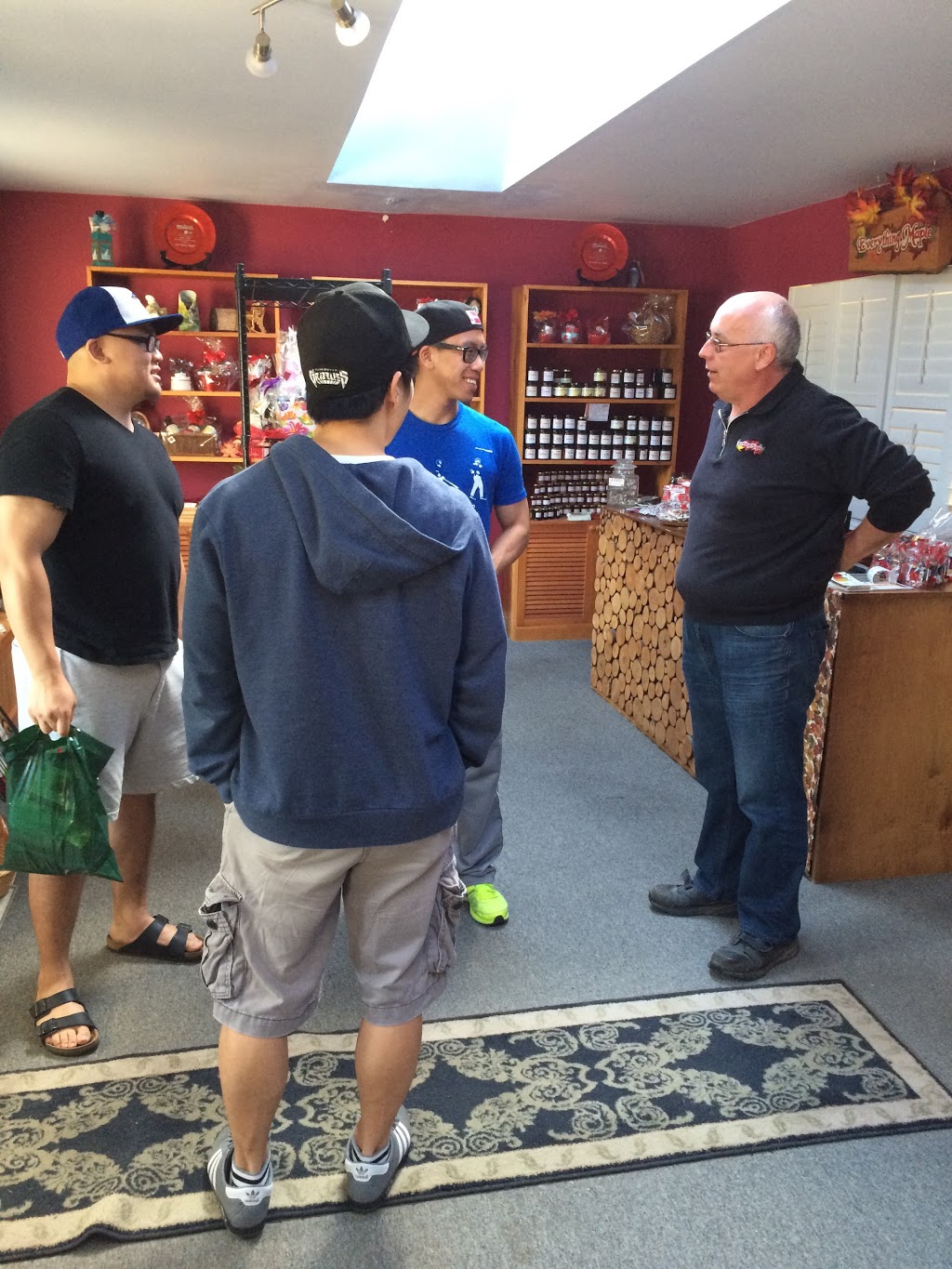 Everything Maple & More | 1957 Gervais Rd, Waubaushene, ON L0K 2C0, Canada | Phone: (705) 534-3434