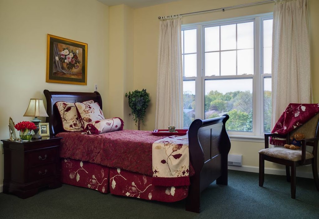 Sunrise of Aurora | 3 Golf Links Dr, Aurora, ON L4G 7Y4, Canada | Phone: (905) 841-0022